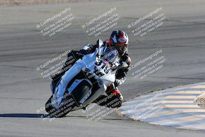 media/Jan-08-2022-SoCal Trackdays (Sat) [[1ec2777125]]/Turn 10 (2pm)/